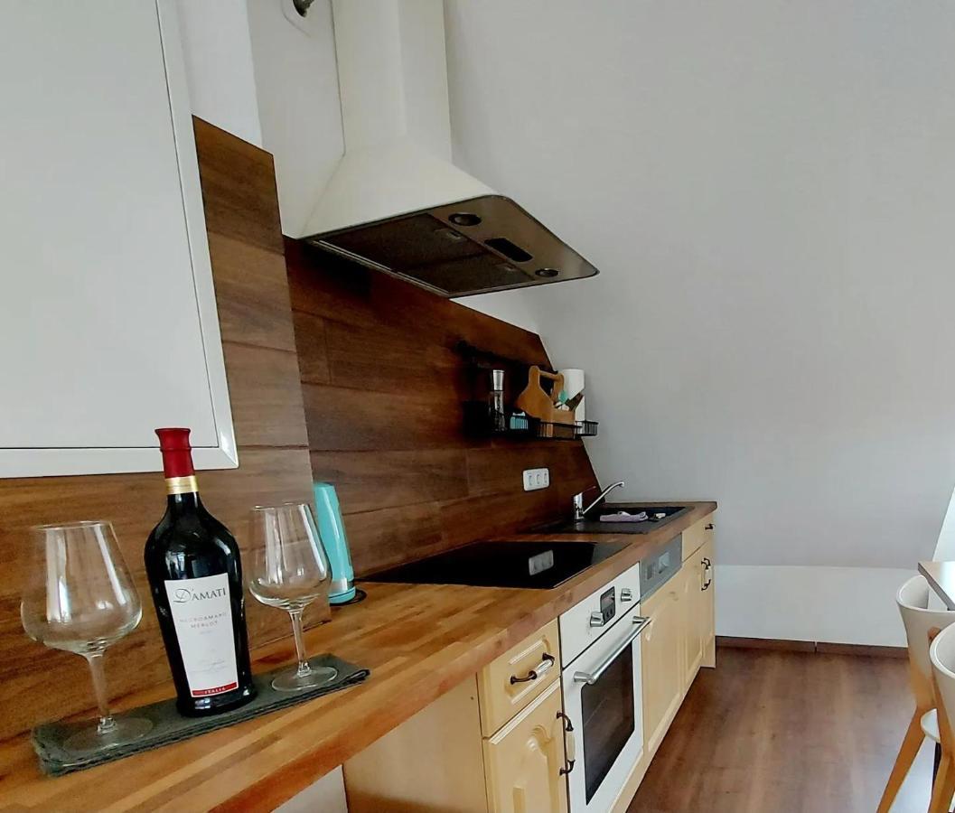 Hochwertige Ferienwohnung Direkt Am Wasser Mit Balkon Γκράιφσβαλντ Εξωτερικό φωτογραφία